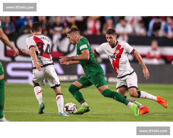 西甲联赛新赛季各大豪门备战情况分析及新星崛起趋势探讨